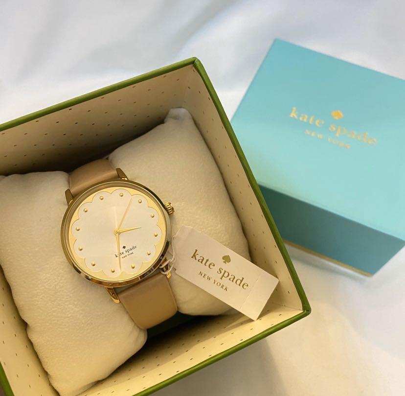 Metro scallop watch best sale