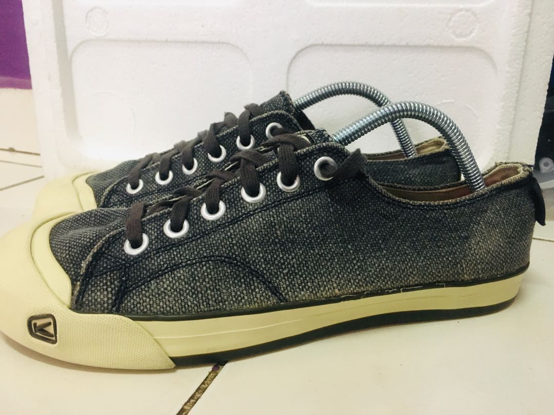 Vintage KEEN vulcanized footwear Men s Fashion Footwear