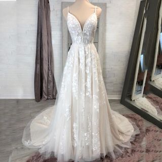 （分類：）位於 。 由 closet.moda 提交（商品編號 1119354284，圖片 1）。簡介： 。