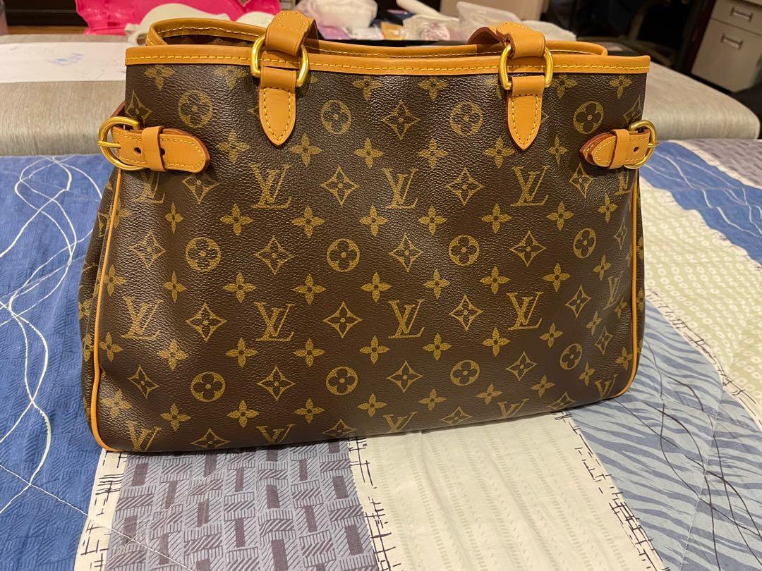 Lv batignolle (Category: Luxury Bags & Wallets) located in Bacolod City. Submitted by bagssssssss (Listing ID 1119317908, Image 1). Description: Original lv batignolle.