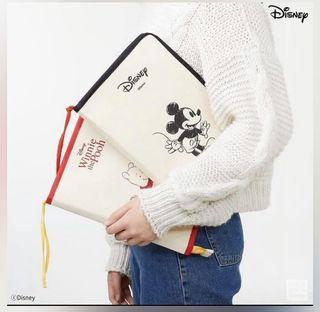 Mickey / Pooh tablet sleeve bag