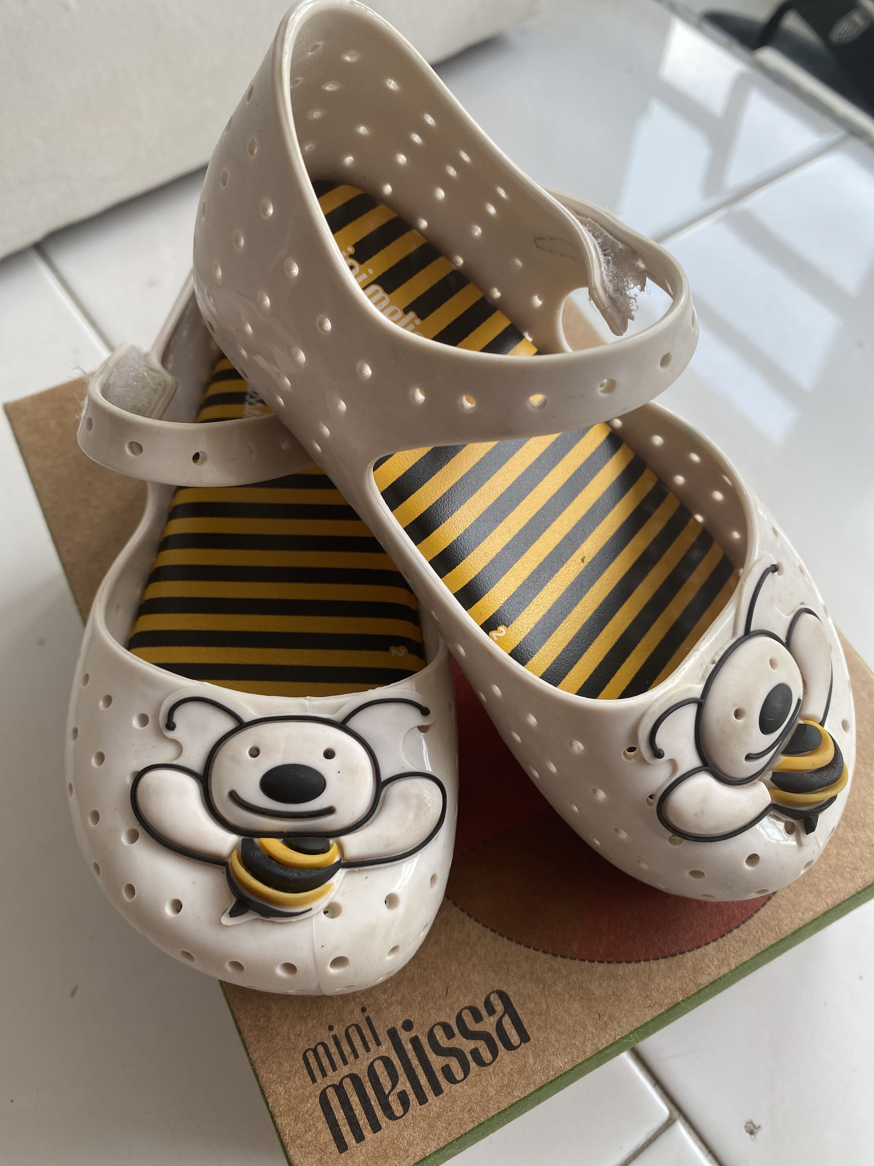 Mini Melissa shoes size Eu24