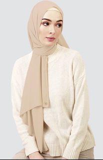 Naelofar Eila Eyelash Hijab (medium cream-orange)