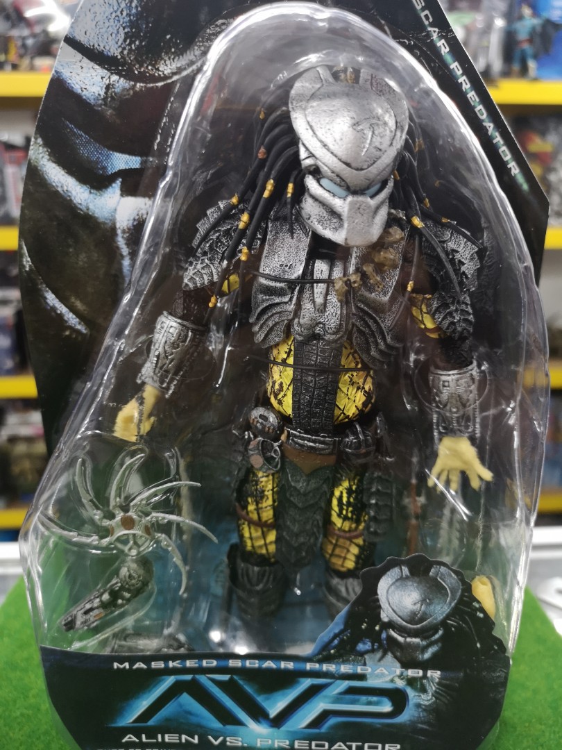 Neca avp 2025 masked scar predator