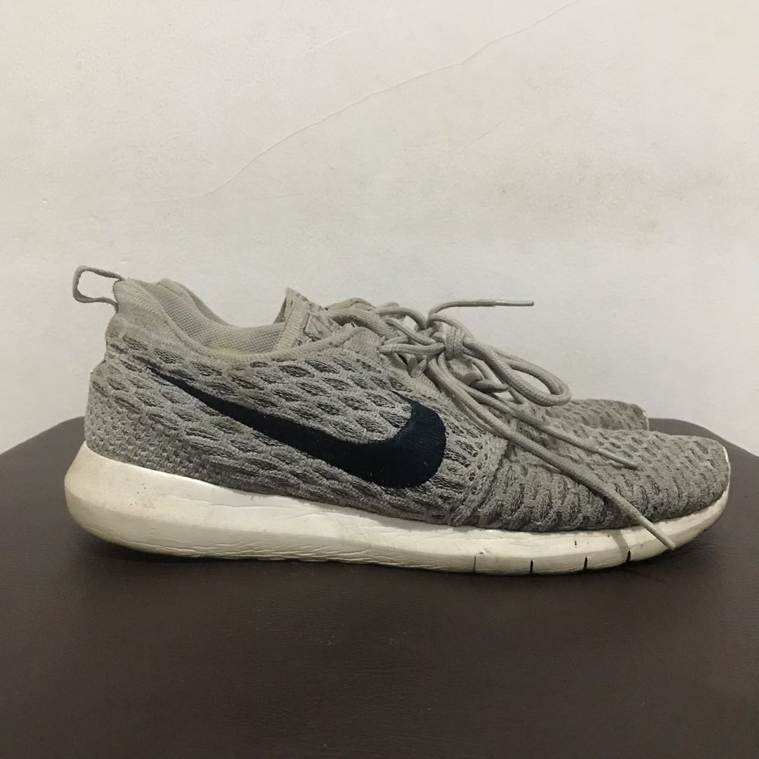nike free roche run