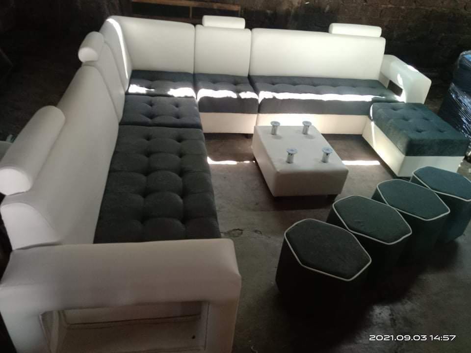 ON HAND! READY TO DELIVER FREE DELIVERY! ELEGANT SOFA SET, Furniture