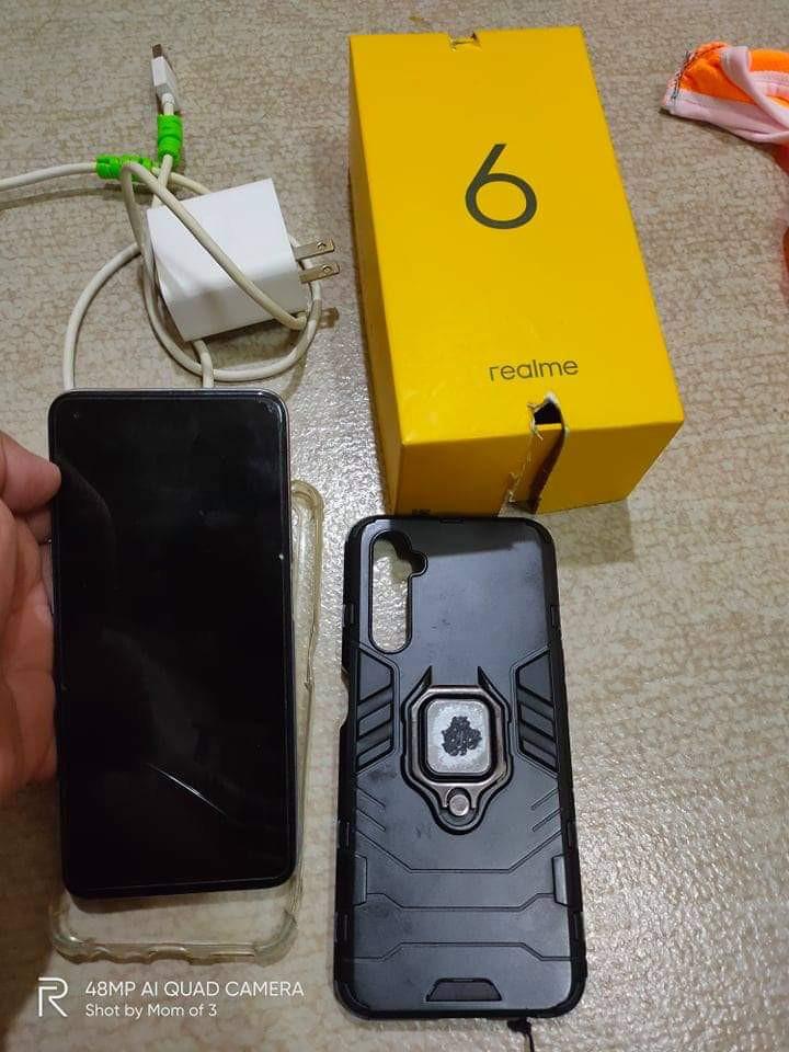 Realme 6 4/128 (Category: Realme) located in Quezon City. Submitted by khanor (Listing ID 1119302323, Image 3). Description: PASS SA BURAT ESTE BARAT PASS SA SWAP FOR SALE 6000K 6K 6K REALME 6 4/128 COMPLETE NO ISSUE SA PERFORMANCE BAWAL SA MAARTE MAY MGA DENTS MAY 2 CASES NAMAN ORIG CHARGER MEET UP QC AREA QUEZON AVE.