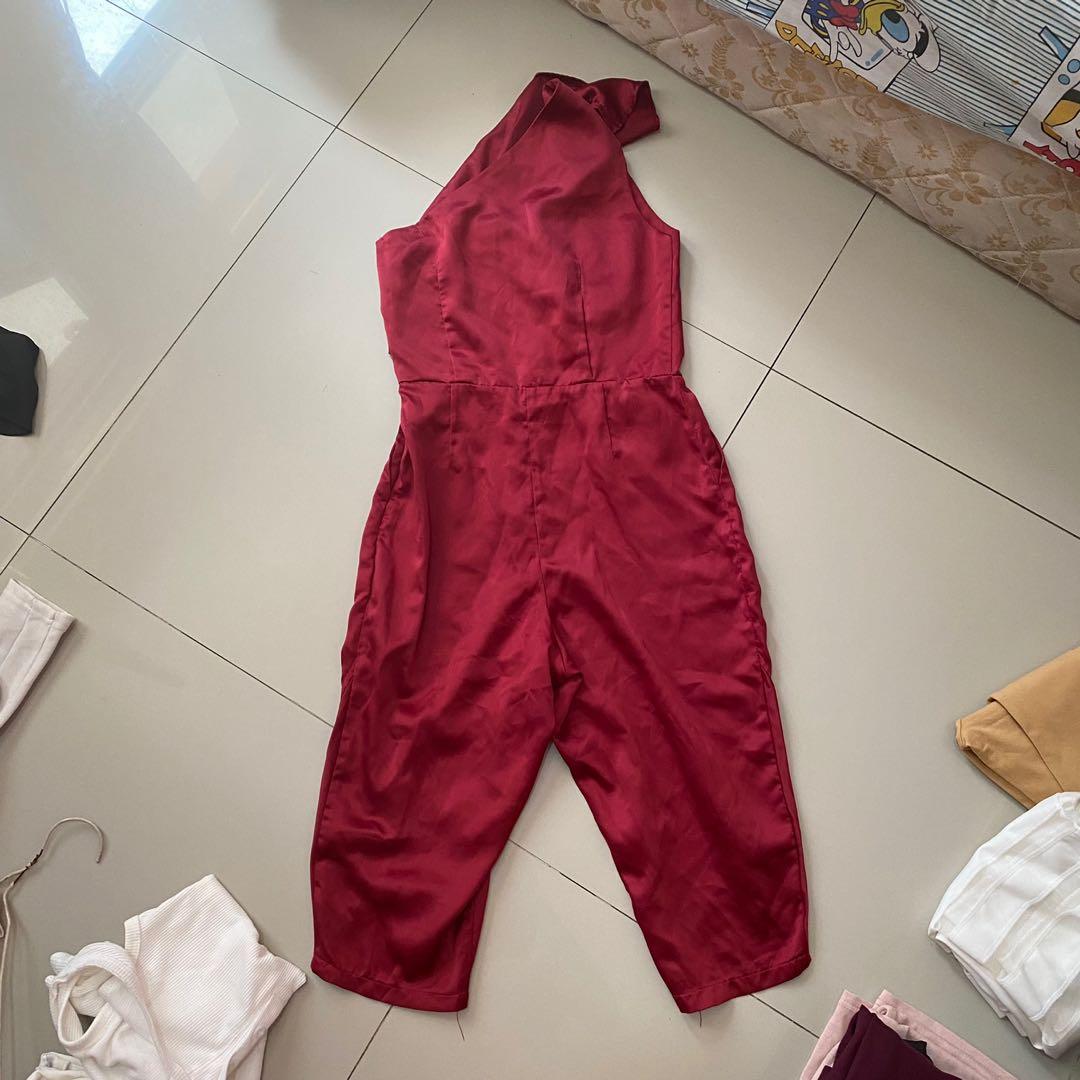Red jumpsuit, Fesyen Wanita, Pakaian 