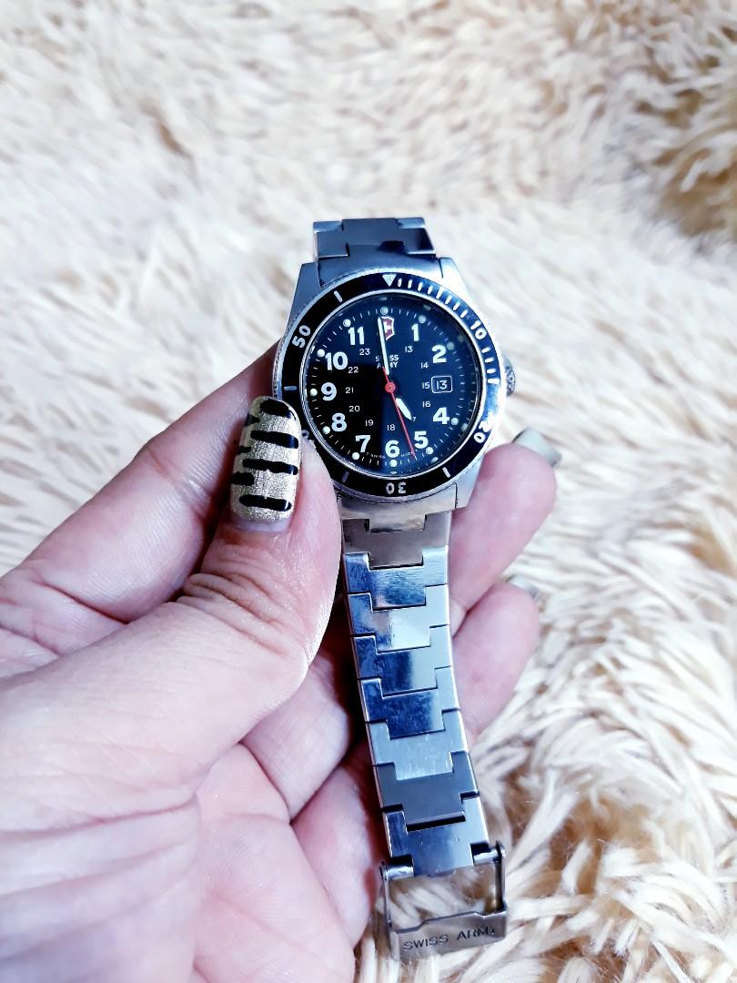 Swiss Army ladies watch, Women's 