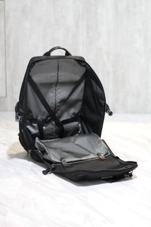 TUMI 22472DH