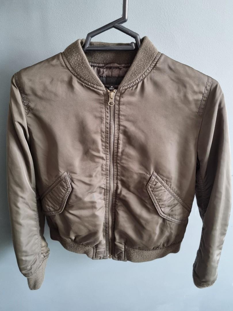 Uniqlo Bomber Jacket MA1 Women, Women's Fashion, Coats, Jackets and Outerwear on Carousell