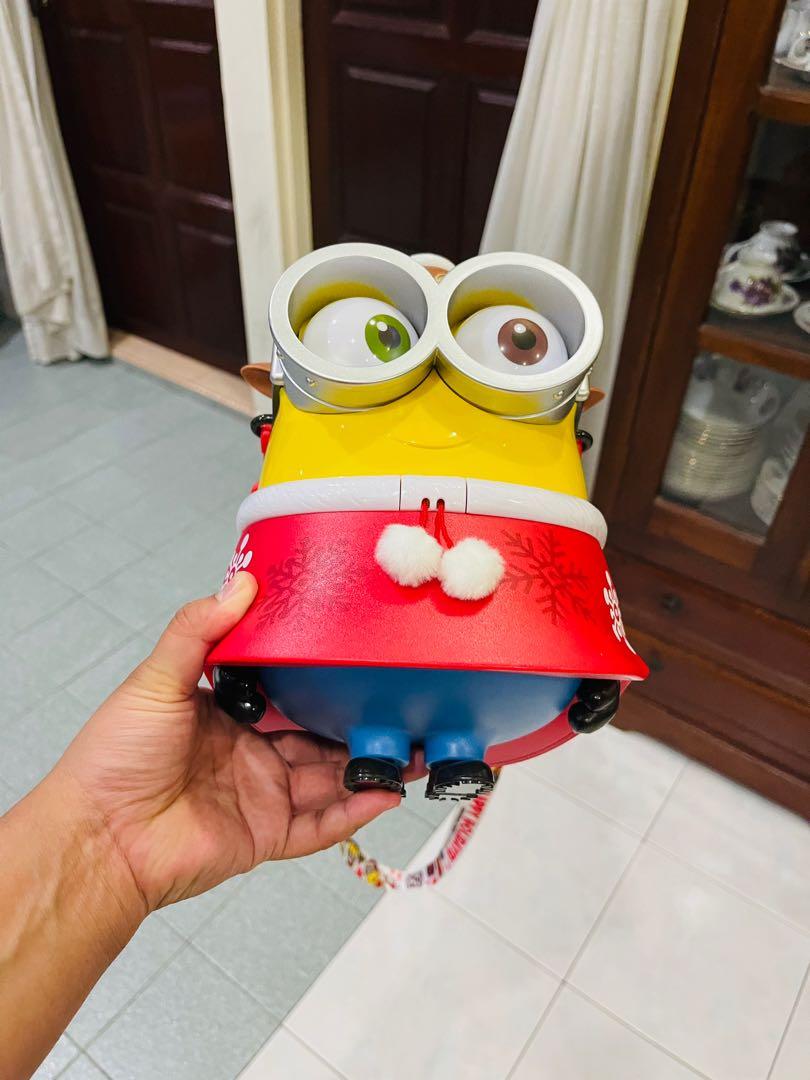 USJ Christmas minion popcorn bucket reindeer Bob & Santa Tim, Hobbies