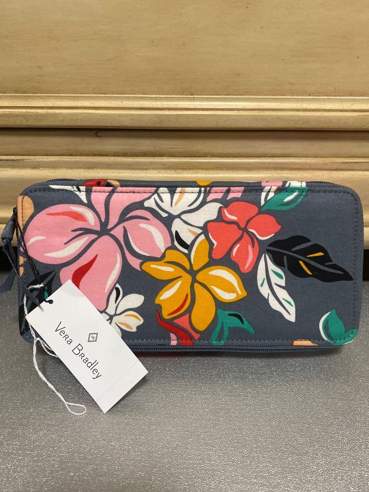 Vera Bradley Large Travel Pill Box/Case 