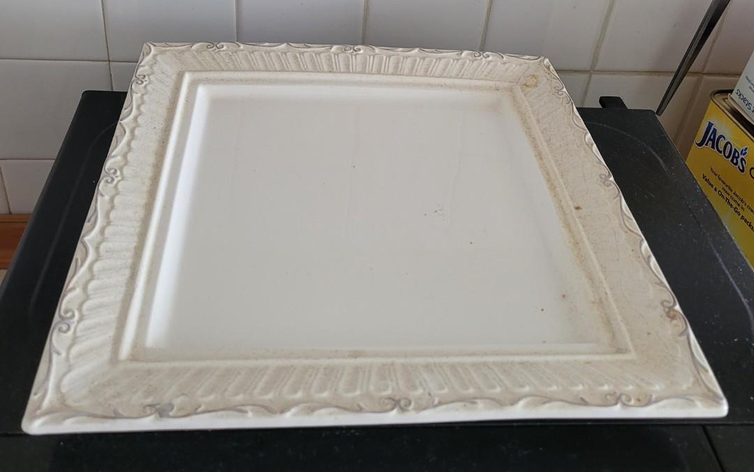 Vintage square cake holder, Furniture & Home Living, Kitchenware