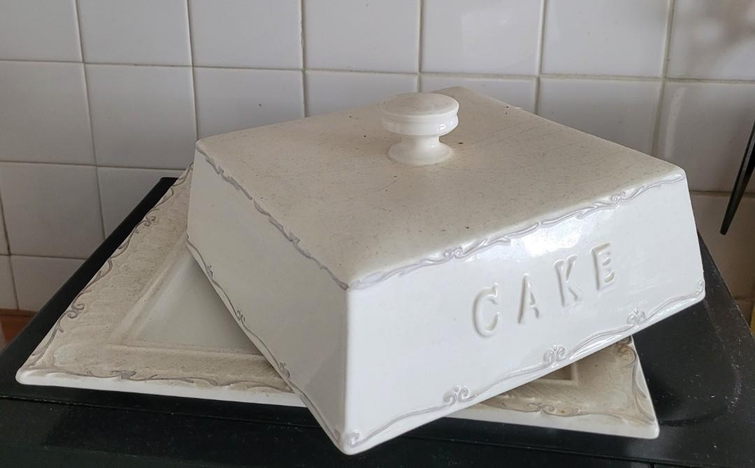 Vintage square cake holder, Furniture & Home Living, Kitchenware