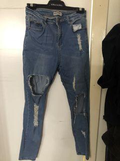 Women’s Denim Ripped Jeans