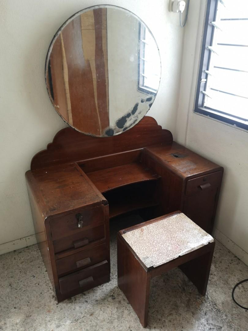 1930s on sale dressing table