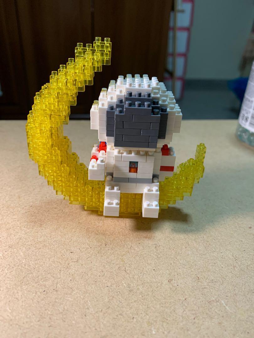 Astronaut Nano blocks / Diamond blocks / Micro blocks, Hobbies & Toys
