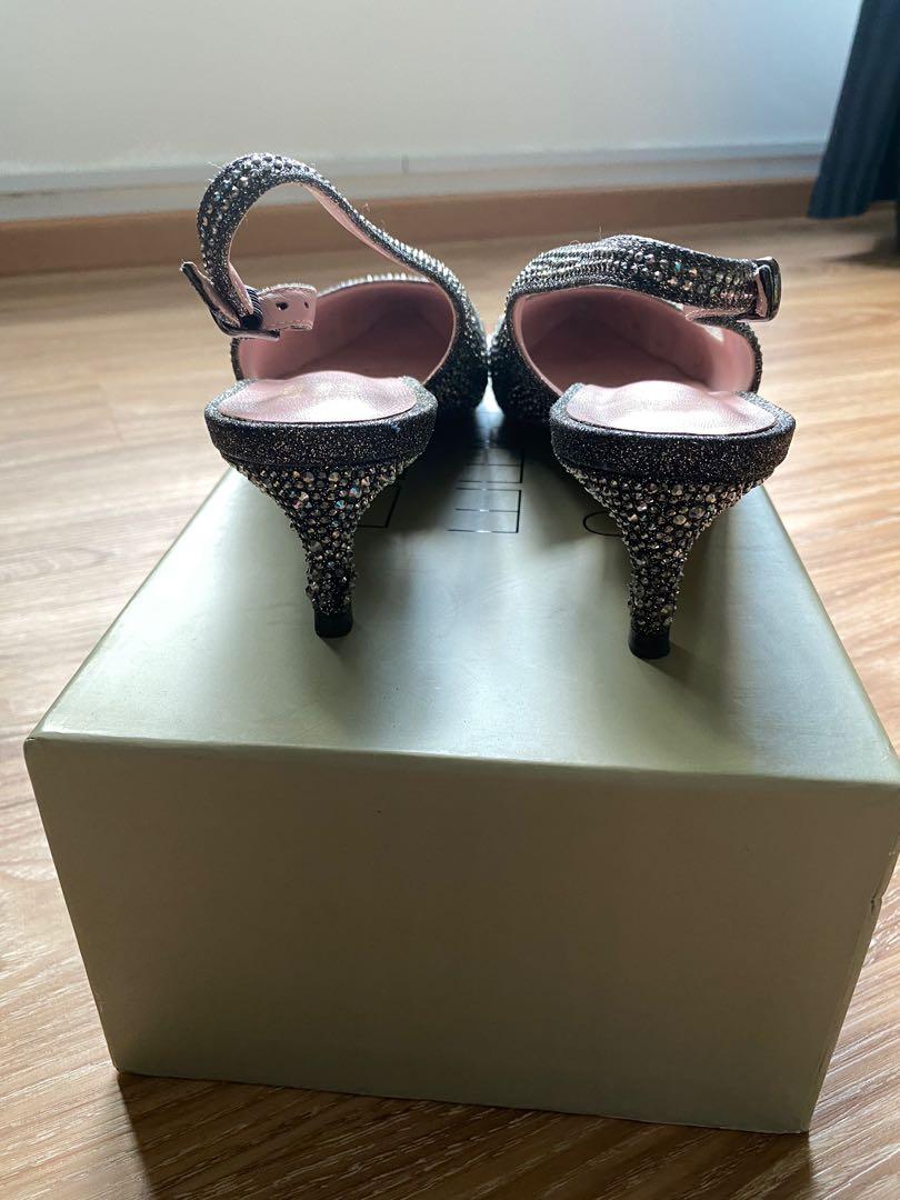 Red sparkle heels hotsell