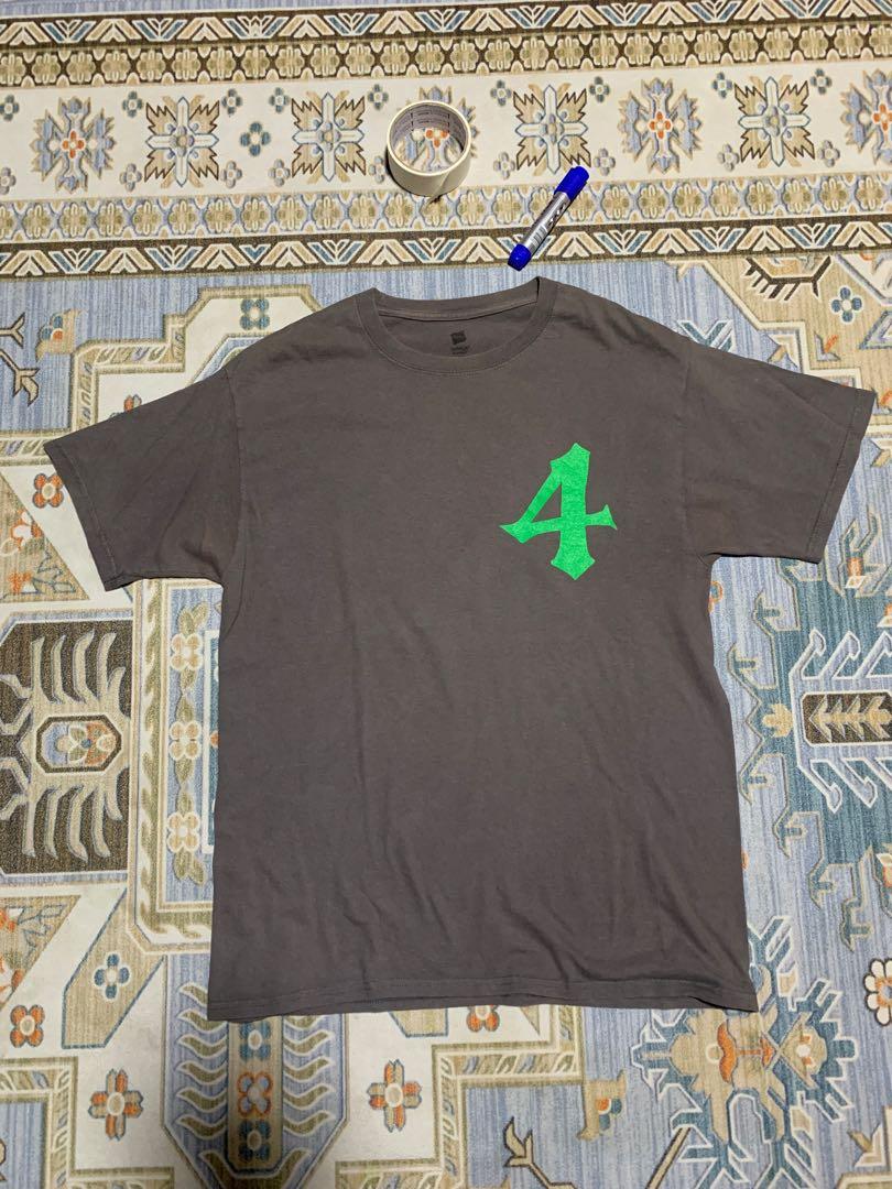 PDsale Bleach Ulquiorra Cifer Espada number 4, Men's Fashion, Tops