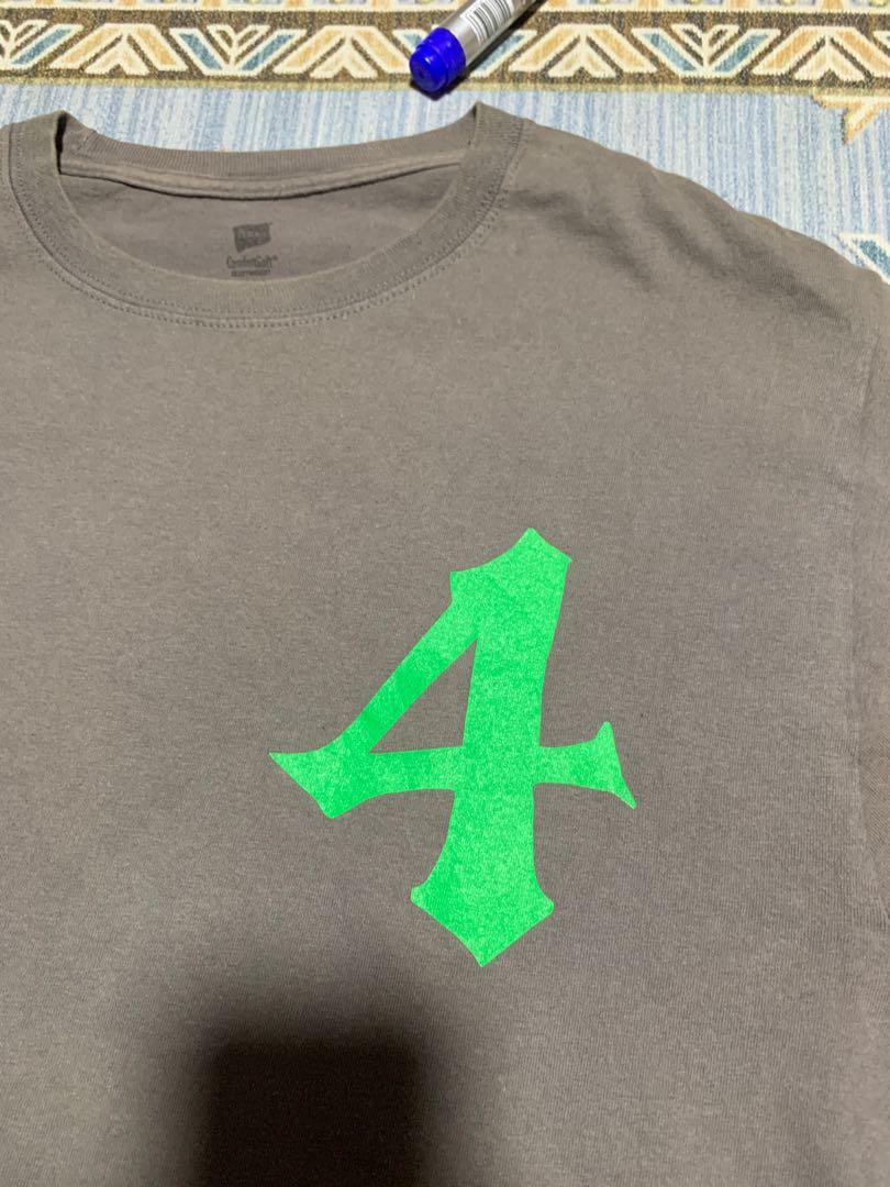 PDsale Bleach Ulquiorra Cifer Espada number 4, Men's Fashion, Tops