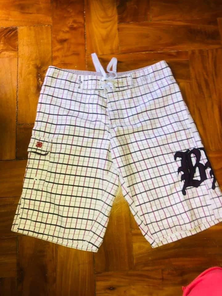 BODY GLOVE white check board shorts S (Category: Swim Trunks & Board Shorts) located in Baguio. Submitted by edjenfinds (Listing ID 1119448226, Image 1). Description: small. plus sf. vgc.