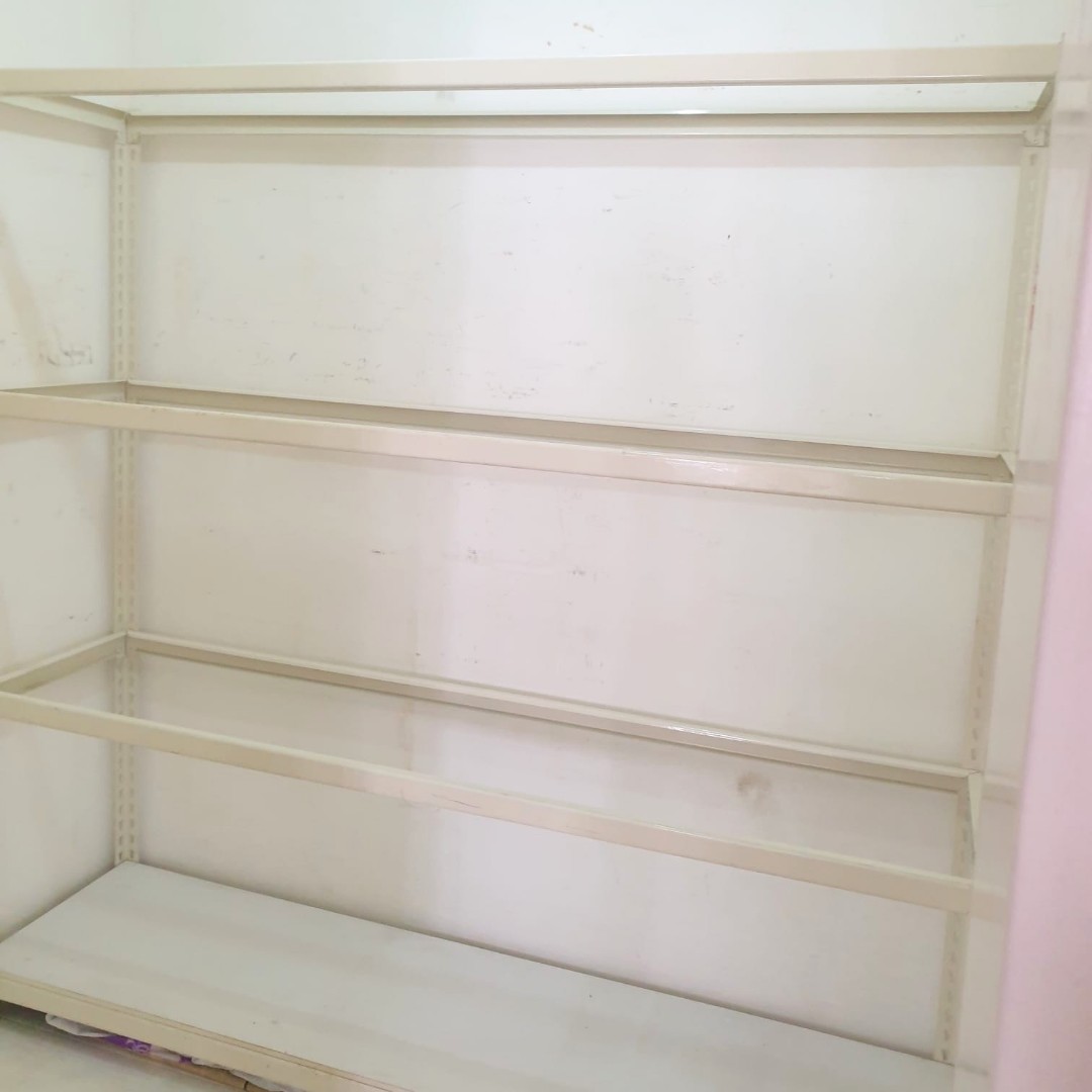 Botless long 4 tier shelf rack. Cream metal steel rack. Storeroom ...