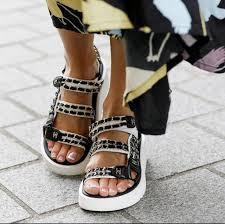 Chanel tevas discount