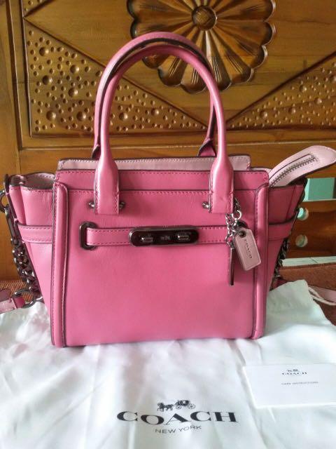 Coach swagger pink cheap