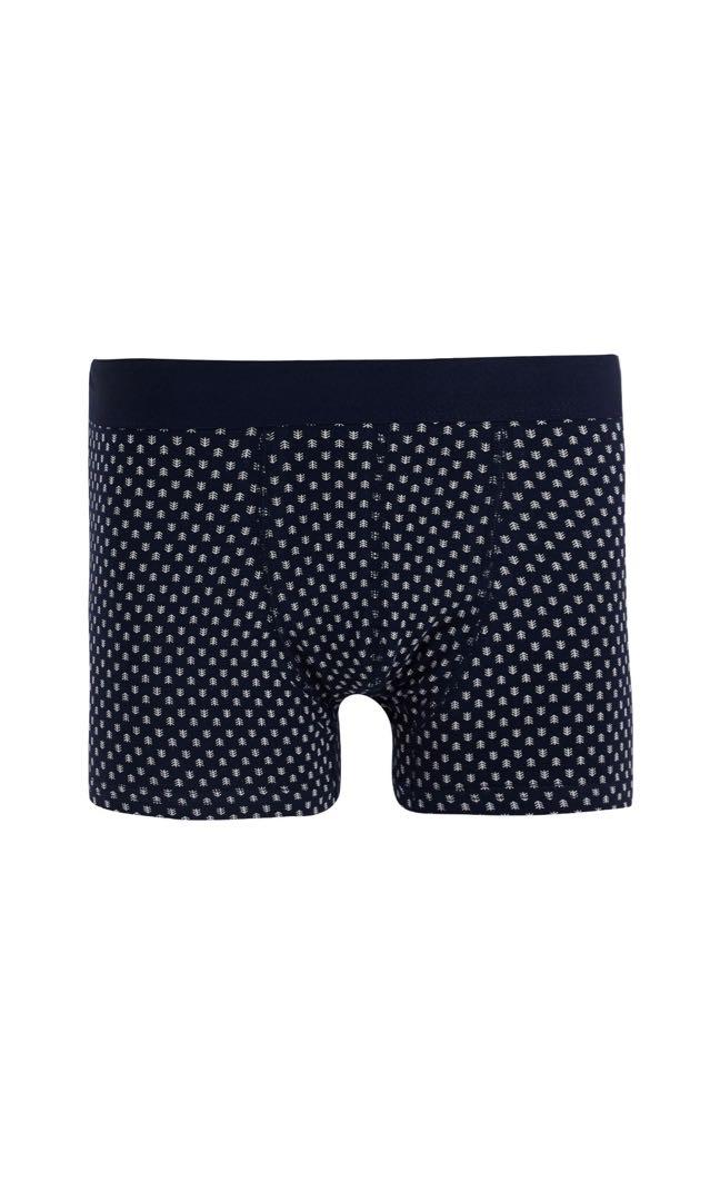 DeFacto 3 pack boxer size XL (Category: Underwear) located in Bacolod City. Submitted by leanjean (Listing ID 1119521564, Image 2). Description: Bought from ZALORA. Size is 3XL. Unfortunately still small for hubby. NEVER WORN. Only opened and compared it to his other boxers. Item is BRAND NEW. .