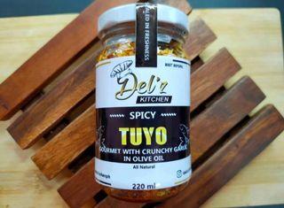 Del'z Kitchen Spicy Tuyo Gourmet with Crunchy Garlic in Olive Oil 220ml
