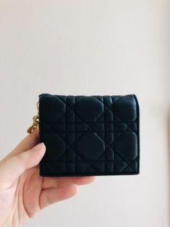 （分類：）位於 。 由 jayesss 提交（商品編號 1119549672，圖片 1）。簡介： 。