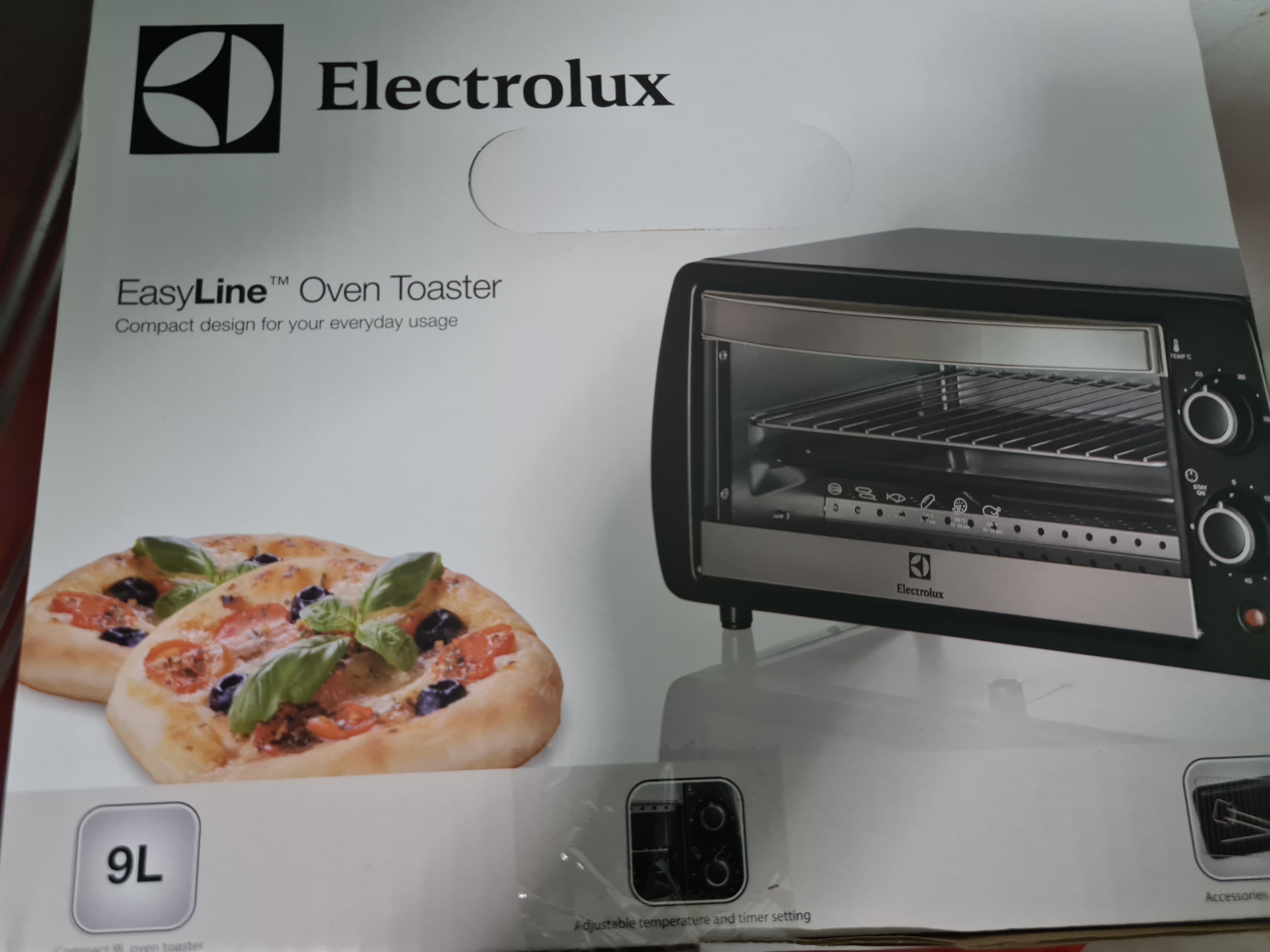 Electrolux EOT2805K 9L Oven Toaster, TV & Home Appliances, Kitchen