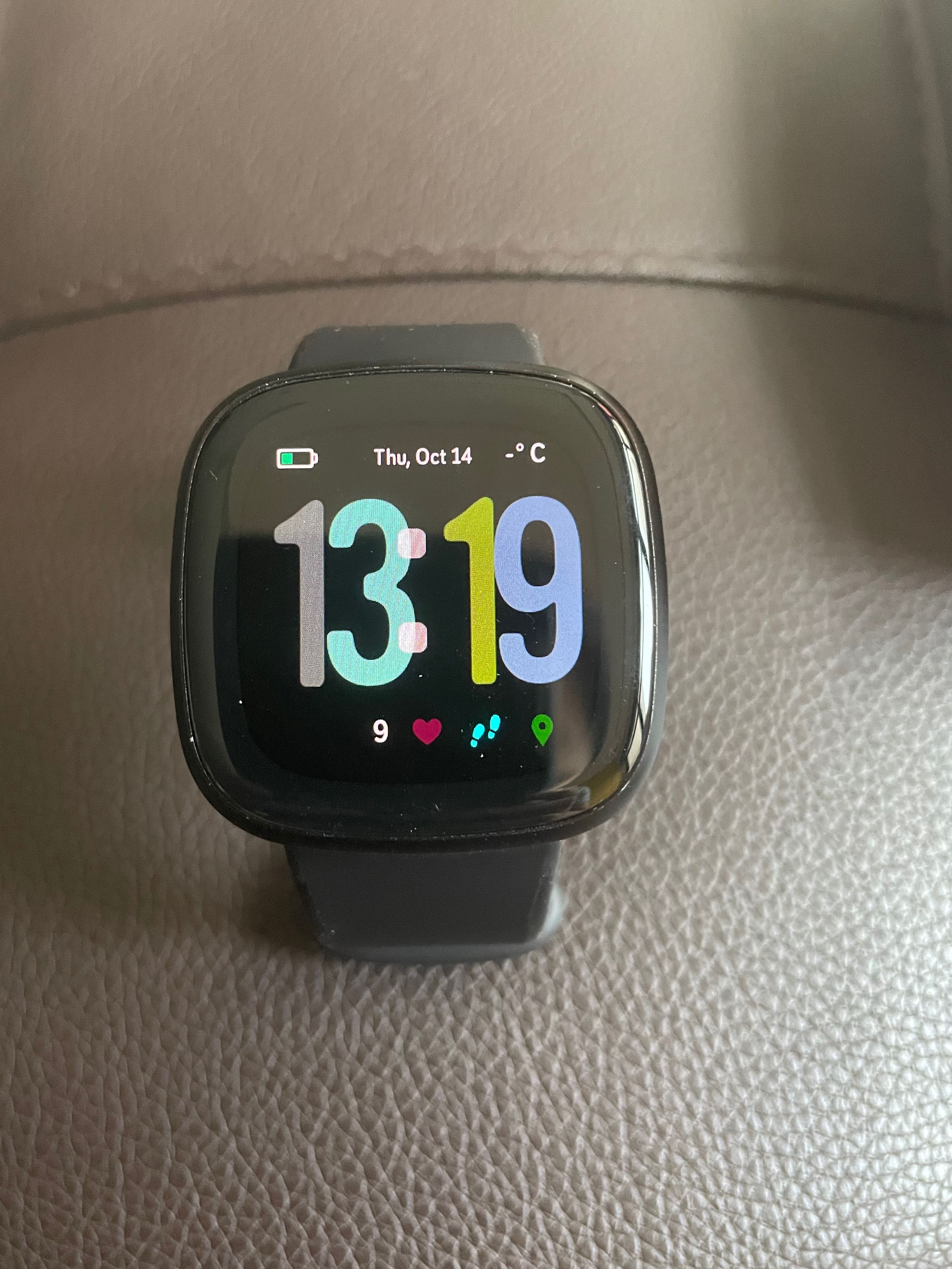Fitbit Versa 3, Computers & Tech, Parts & Accessories, Other