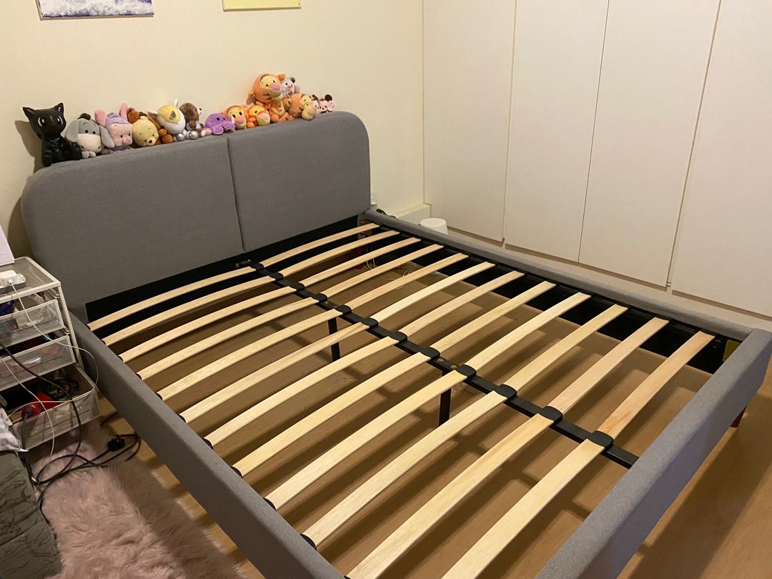 FortyTwo queen sized bed frame, Furniture & Home Living, Furniture, Bed