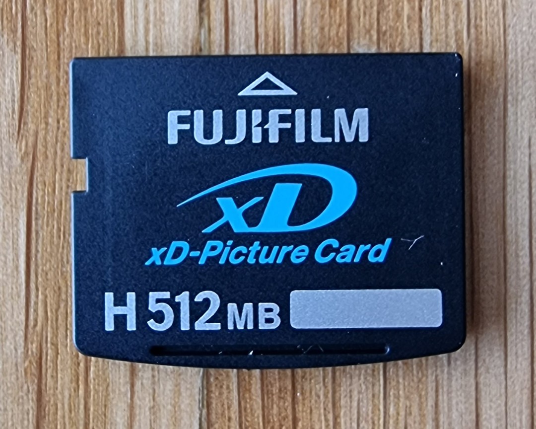 FujiFilm xD Picture Card H512MB, Mobile Phones & Gadgets, Mobile