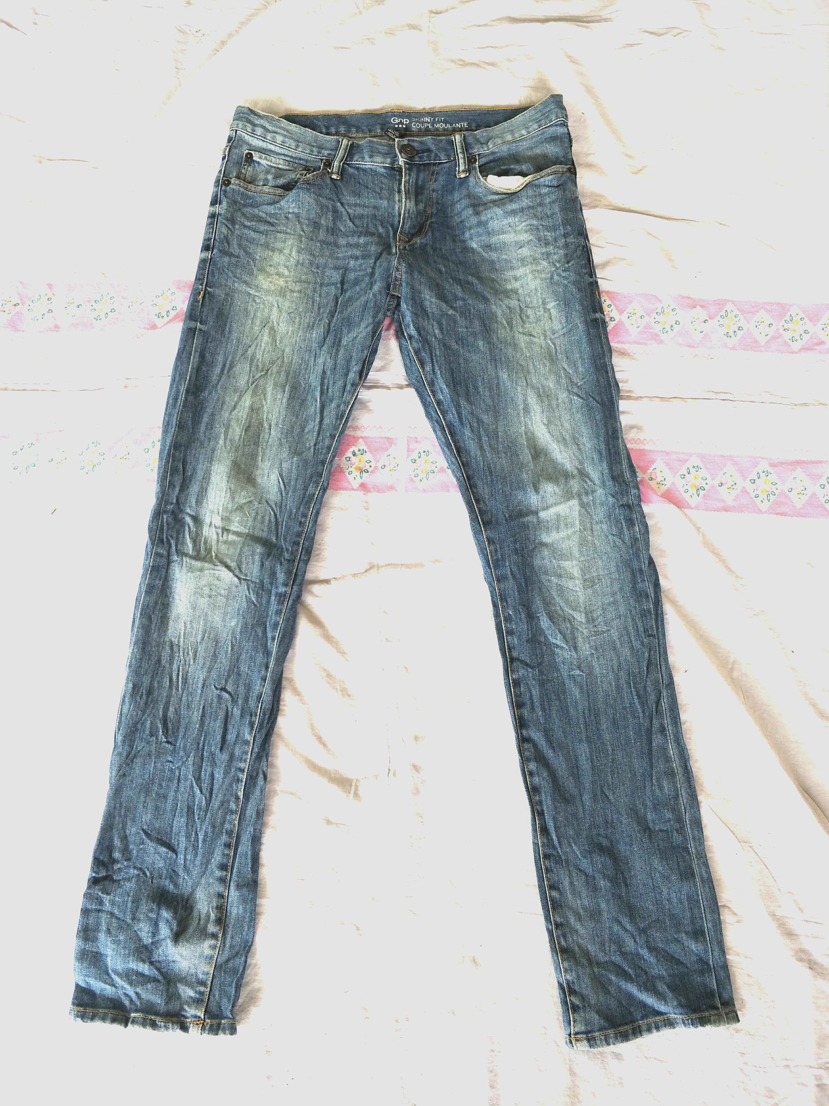 Gap jeans, Men's Fashion, Bottoms, Jeans on Carousell