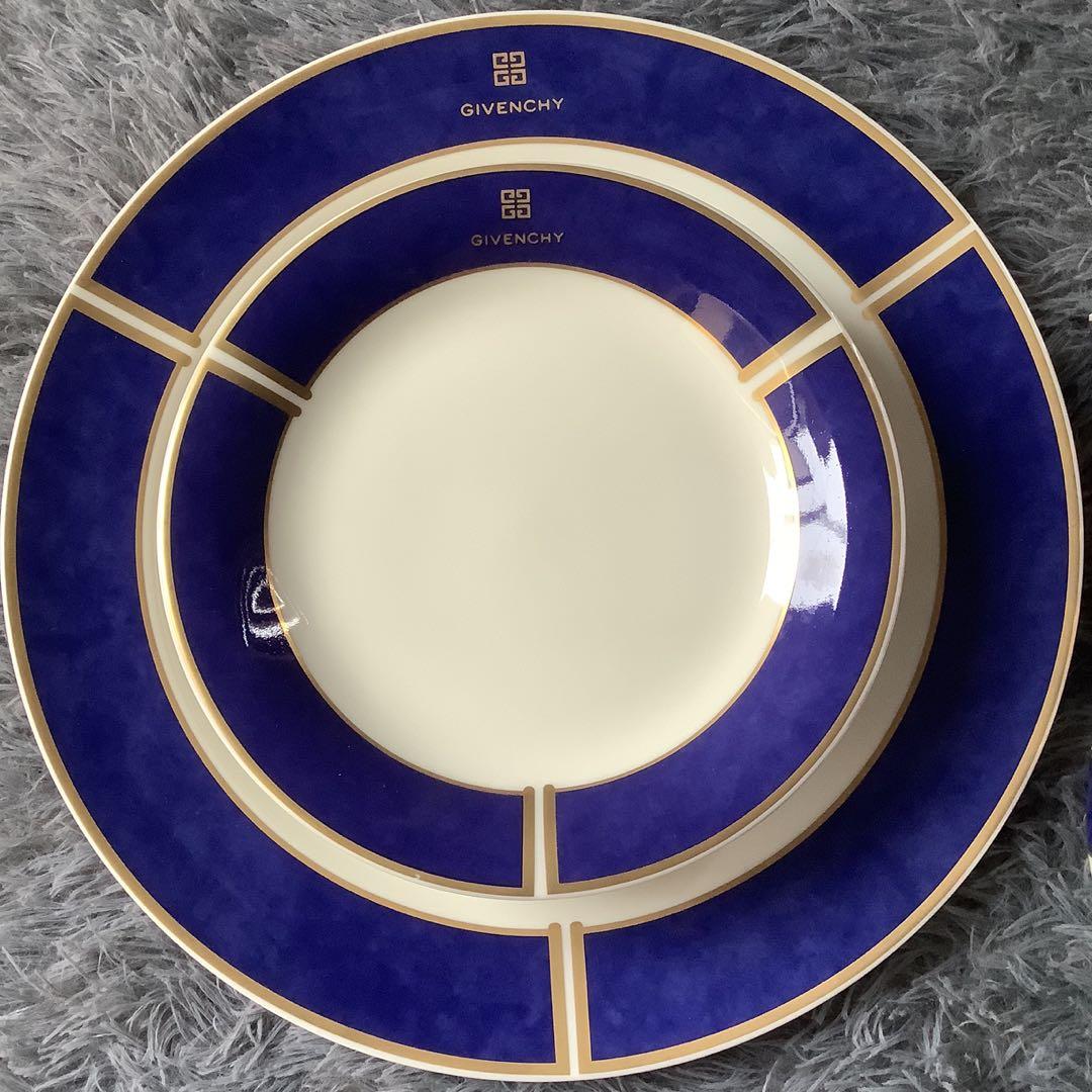 Givenchy Nautical Set (Category: Other Kitchenware & Tableware) located in Angeles City. Submitted by d_m_p_2 (Listing ID 1119529822, Image 3). Description: Givenchy Nautical Set 1Serving Plate 5 Cake Plates 5Short Tea Cups Unused No box AVAILABLE ONHAND.