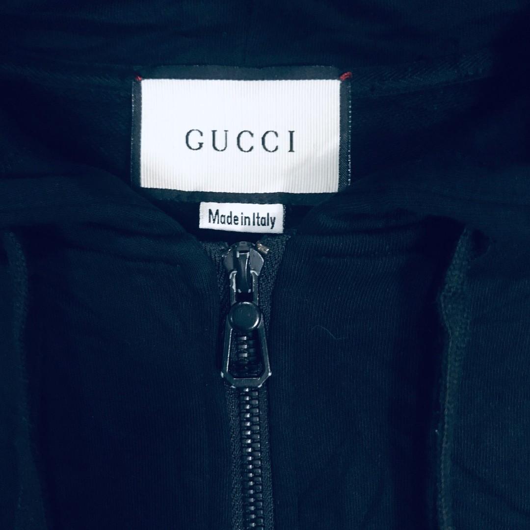 Gucci Tiger tape Hoodie black, Fesyen Pria, Pakaian , Atasan di Carousell