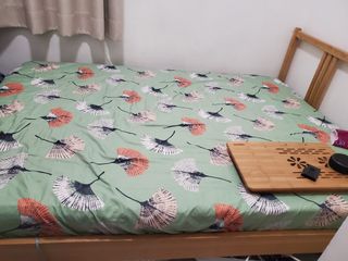 （分類：）位於 。 由 annareog 提交（商品編號 1119614713，圖片 1）。簡介： 。