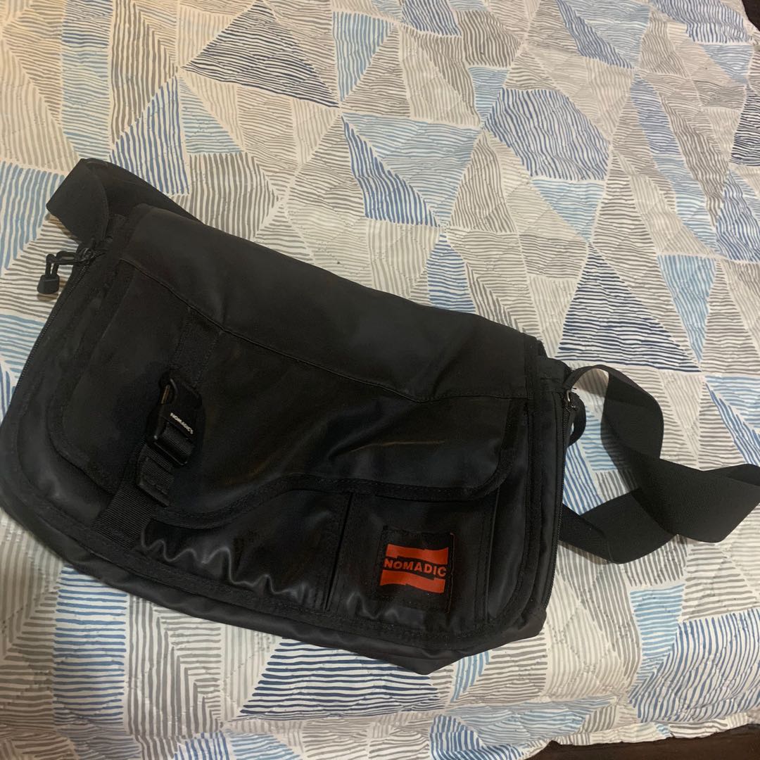 Japanese Messenger Bag, Men's Fashion, Bags, Sling Bags on Carousell