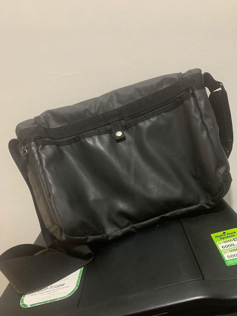 Japanese Messenger Bag, Men's Fashion, Bags, Sling Bags on Carousell