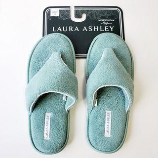 Laura Ashley plush Memory Foam Slippers. NWT