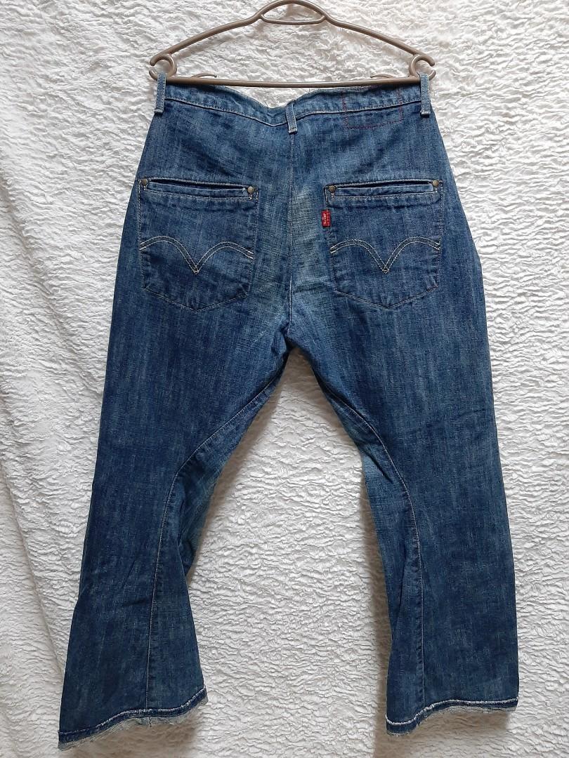 levis 835