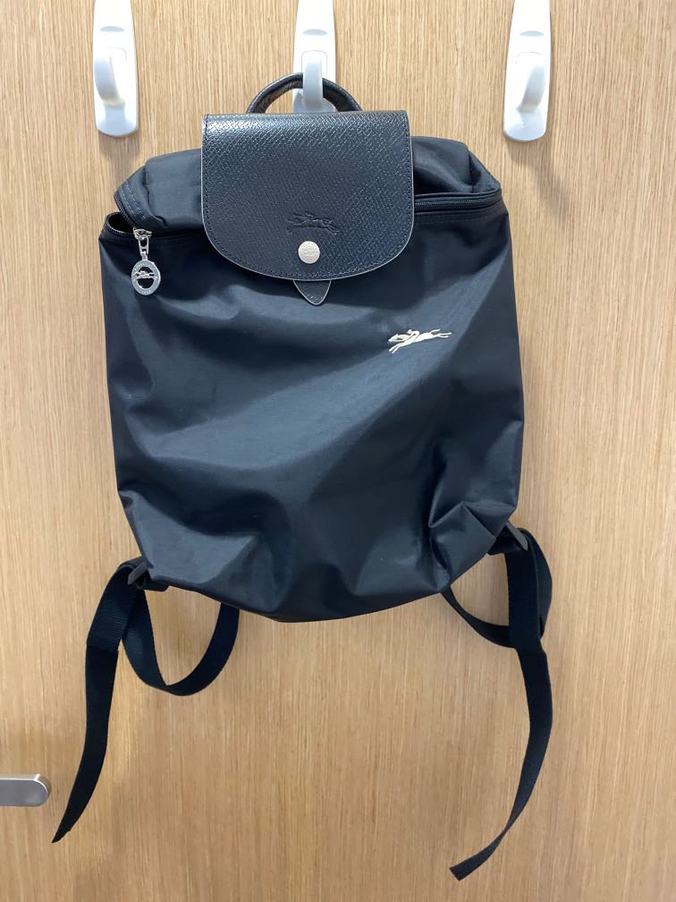 all black longchamp backpack