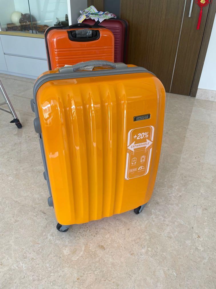 Luggage American tourister, Hobbies & Toys, Travel, Luggage on Carousell
