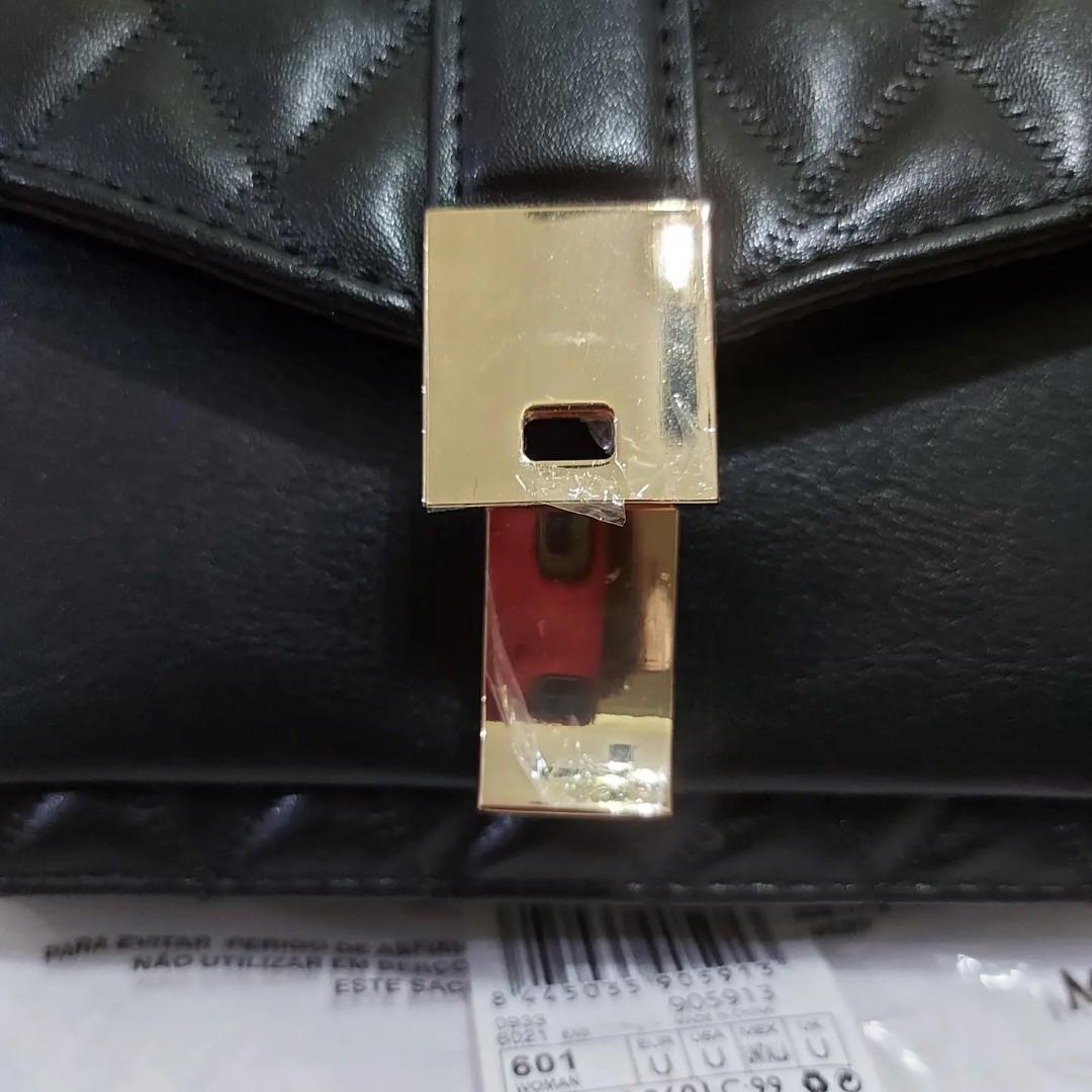 MANGO sling bag (Category: Luxury Bags & Wallets) located in Caloocan City. Submitted by fimanuel (Listing ID 1119488352, Image 3). Description: Mango sling bag selling very low orig mall price 2395 very nice with plastic and tag.