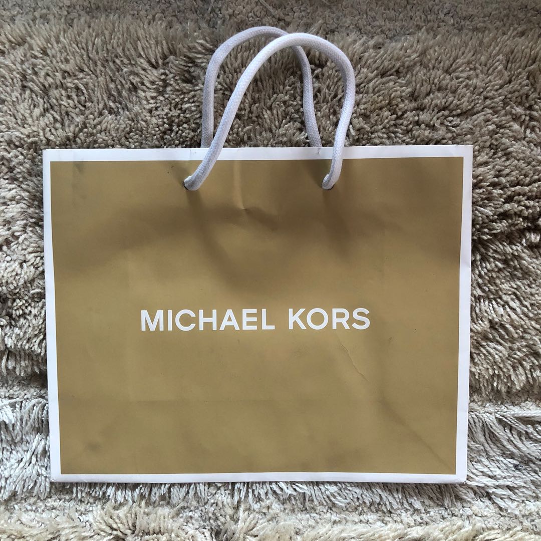 Michael Kors ( MK ) Paper Bag, Luxury, Bags & Wallets on Carousell
