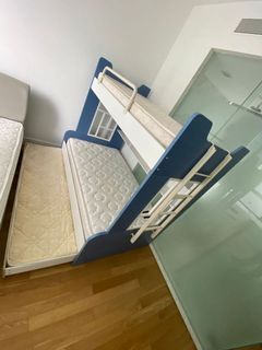 (Category: ) located in . Submitted by les51 (Listing ID 1119568950, Image 1). Description: .