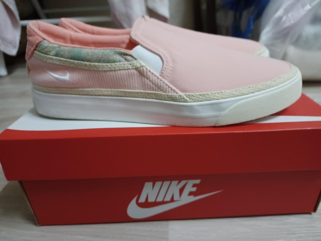 Nike slip sales on pink